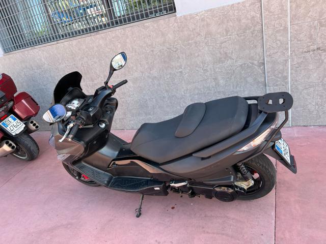 KYMCO X-Town 300i ABS BLACK EDITION