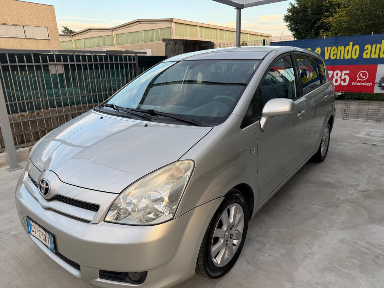 Toyota Corolla Verso 1.6 benzina euro4 neopatentati