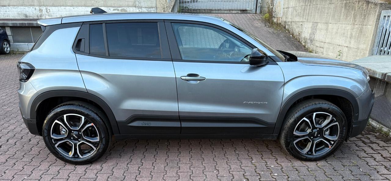 Jeep Avenger 1.2 e-Hybrid 110 cv MHEV Summit