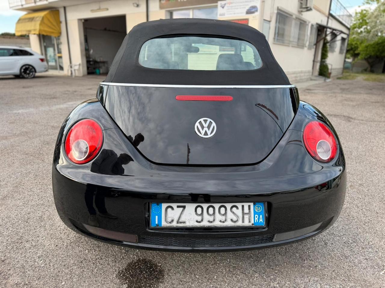 Volkswagen New Beetle 1.4 16V Cabrio