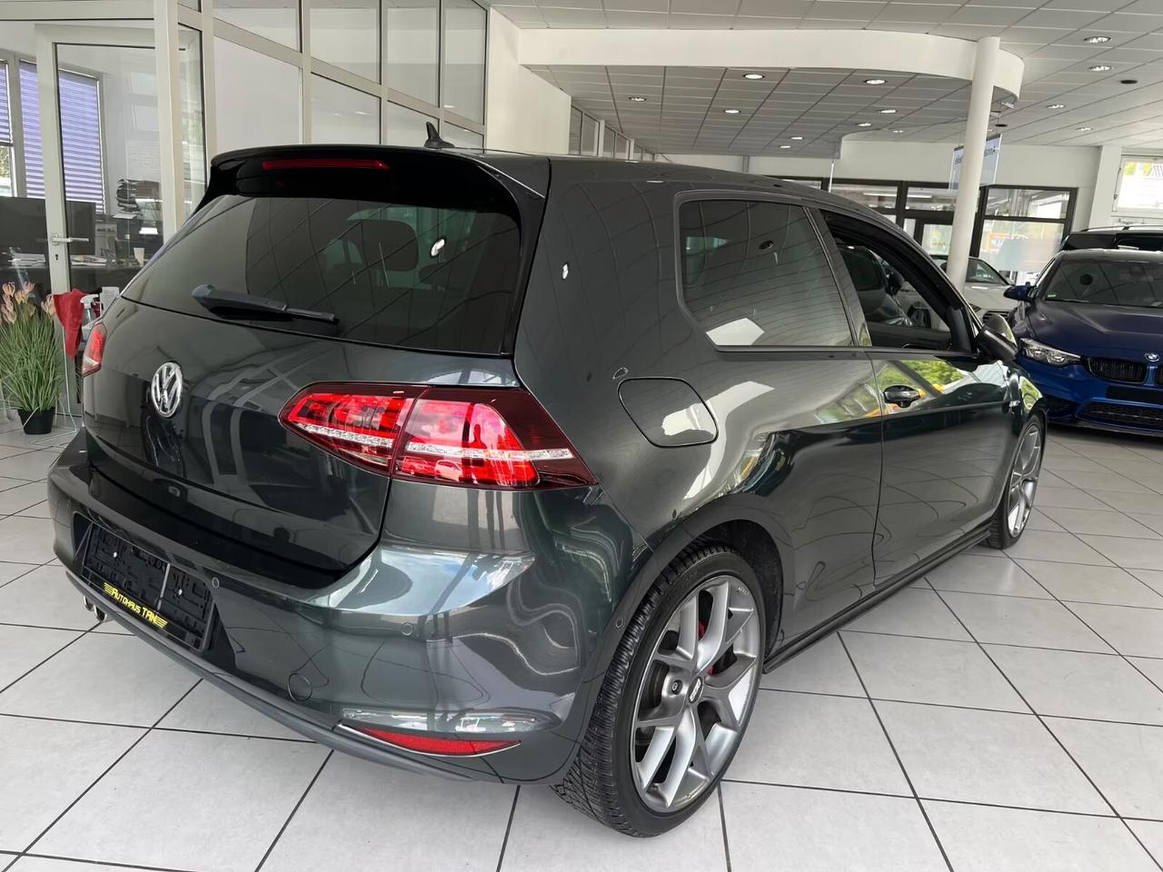 Volkswagen Golf GTD 2.0 TDI 184cv DSG 3p.