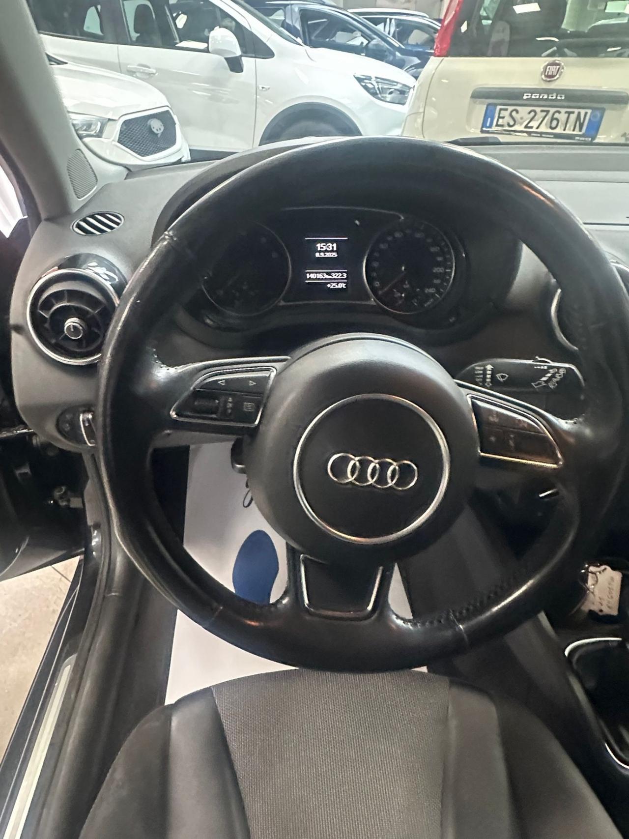 Audi A1 1.2 TFSI Attraction 3P. 86CV Ok Neopatentati