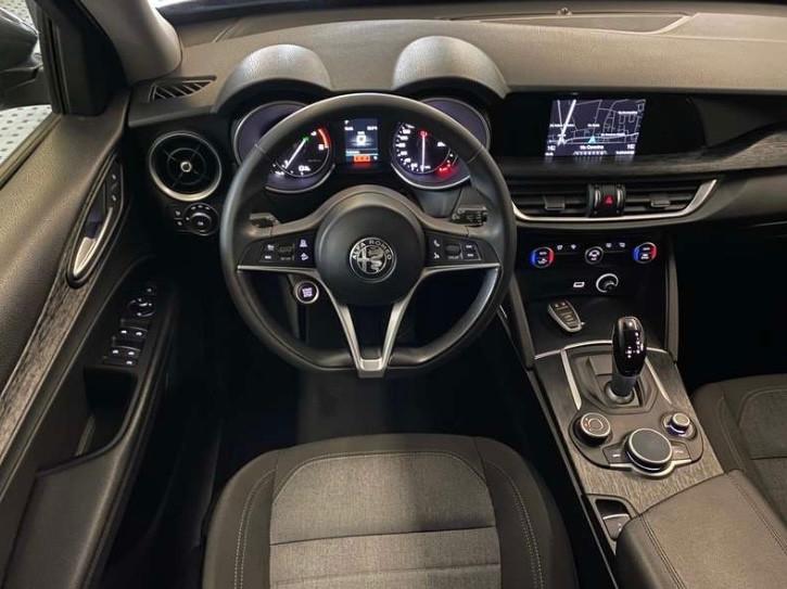 Alfa Romeo Stelvio 2.2 t 190cv Blu Montecarlo