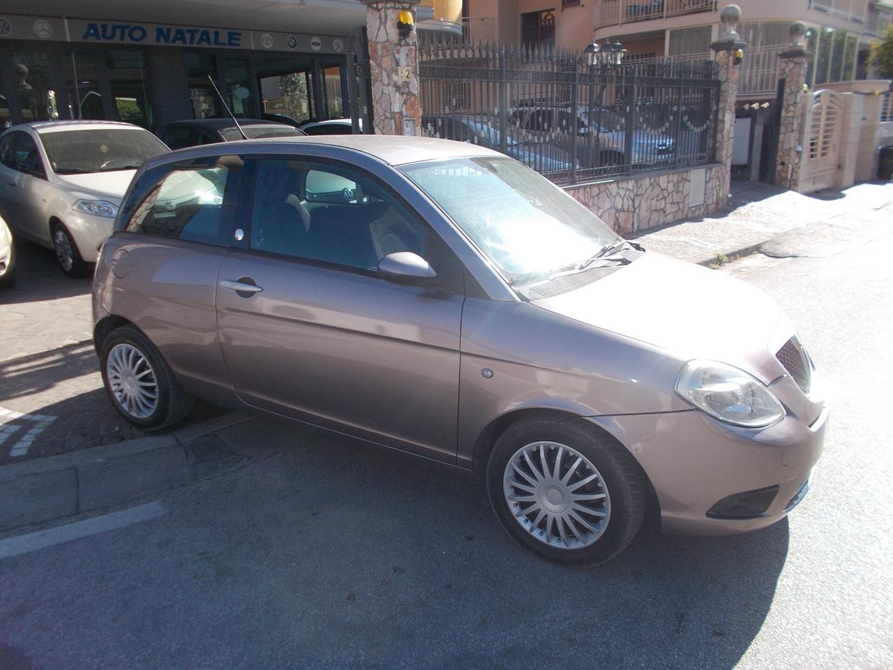 Lancia Ypsilon 1.4 Oro Ecochic GPL