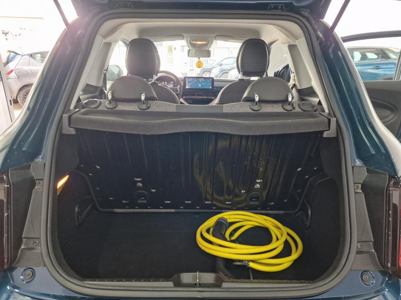 Fiat 500e Berlina 42 kWh Icon