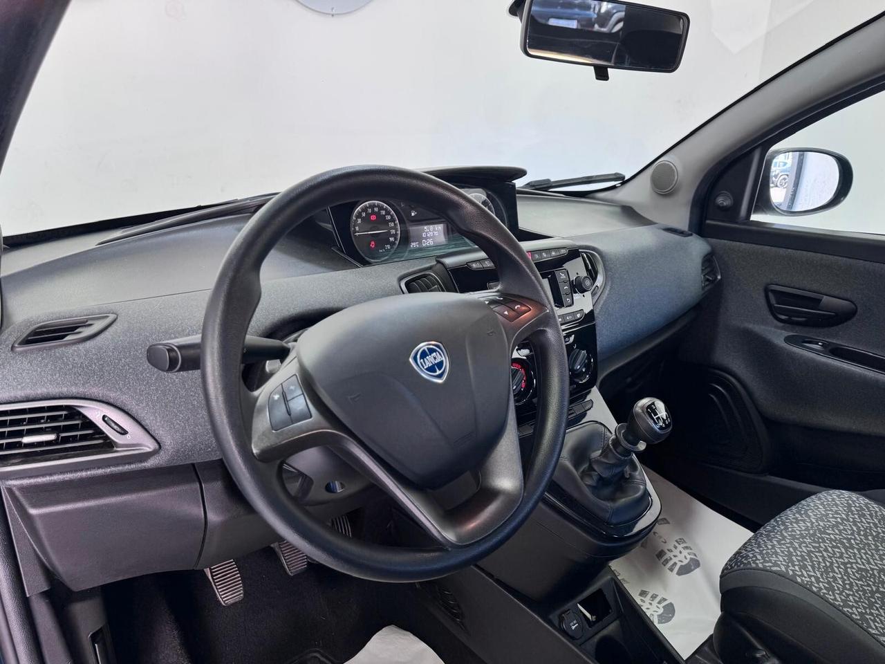 Lancia Ypsilon 1.0 FireFly 5 porte-NO VINCOLI