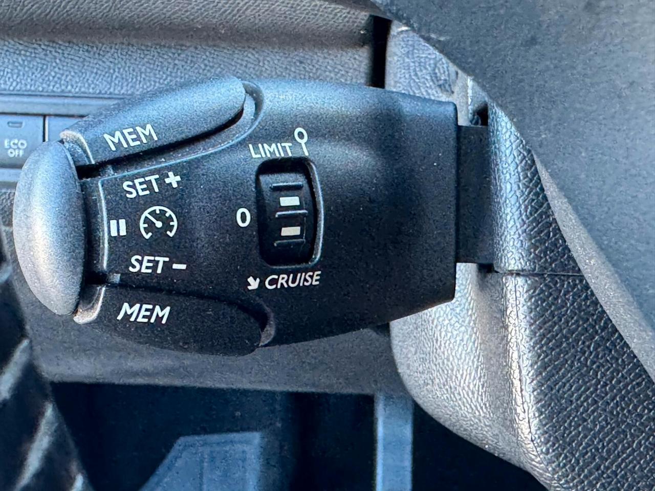 Peugeot 308 BlueHDi 120 S&S SW Allure