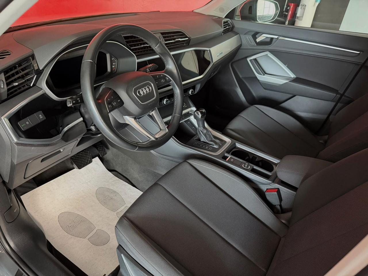 Audi Q3 35 TDI S tronic Business Advanced