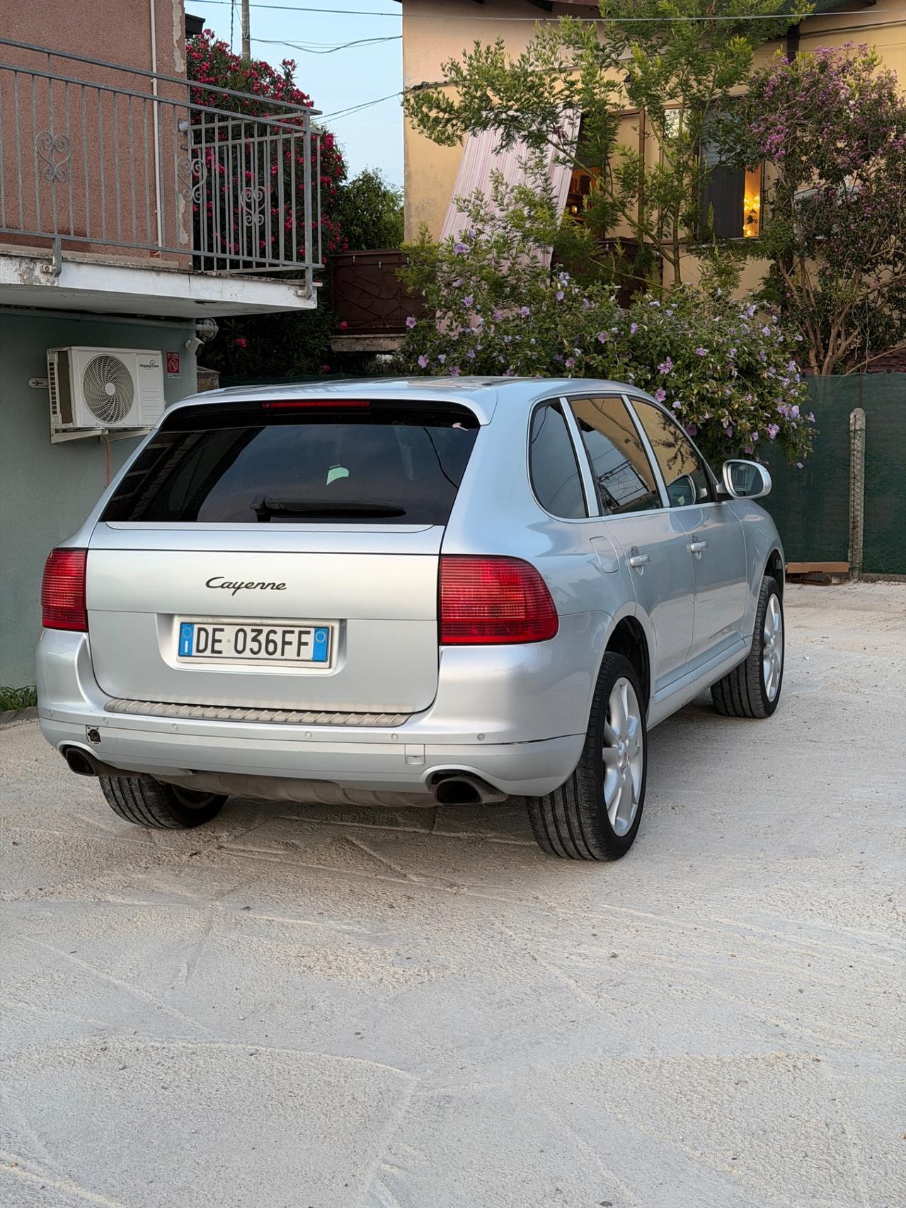 Porsche Cayenne 3.2 V6 2006