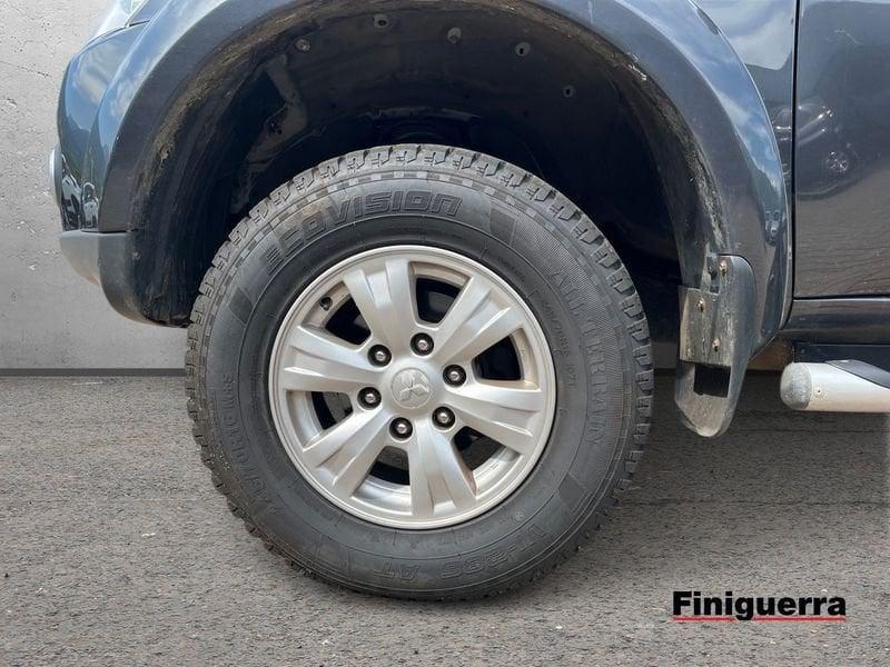 Mitsubishi L200 L200 2.5 DI-D/178CV DC Intense Plus