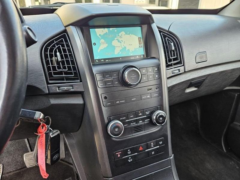 Mahindra XUV500 2.2 16V AWD (4x4) 7POSTI