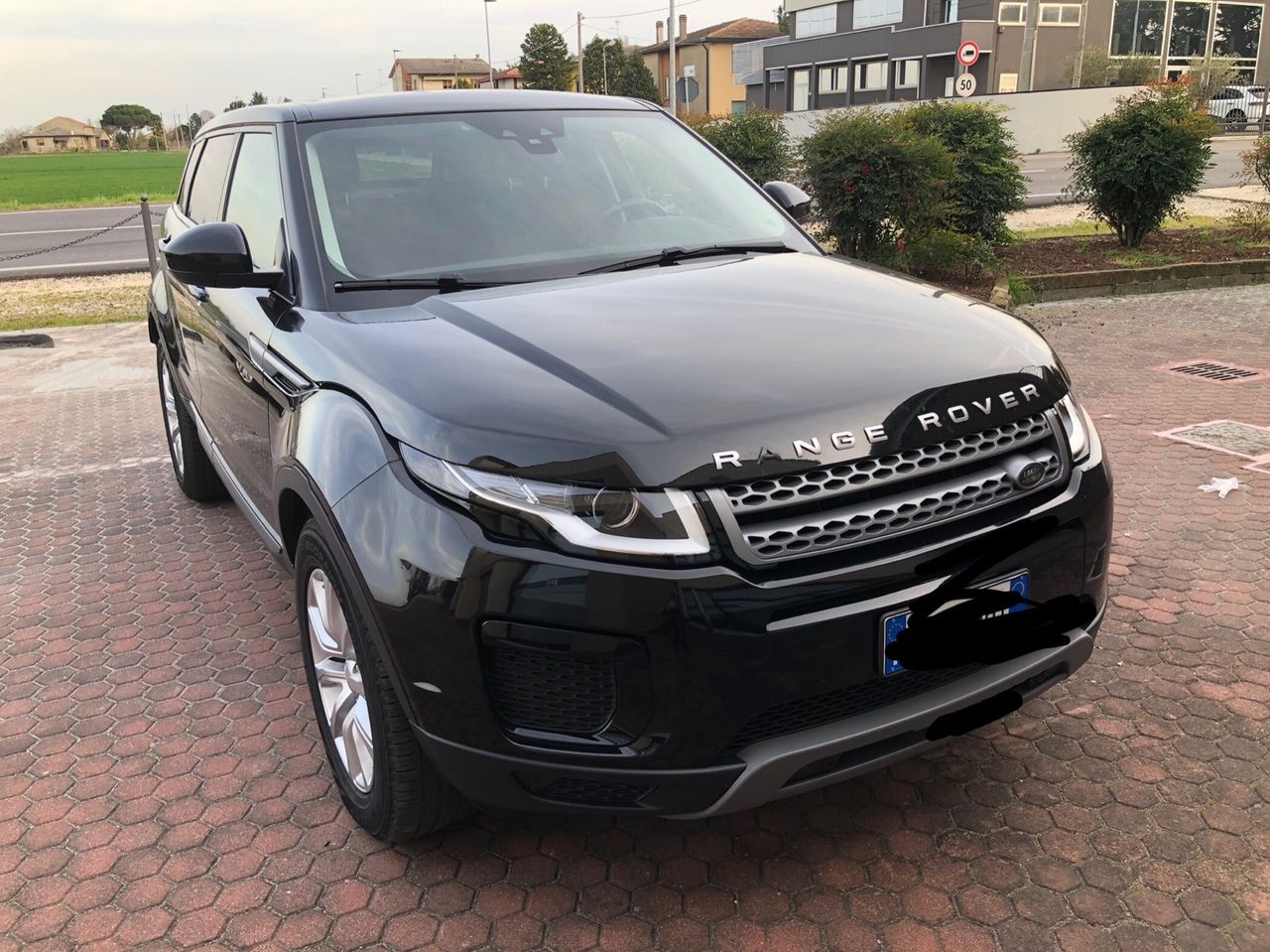 Land Rover Range Rover Evoque Range Rover Evoque 2.0 TD 180 CV 5p. Pure Pronta Consegna