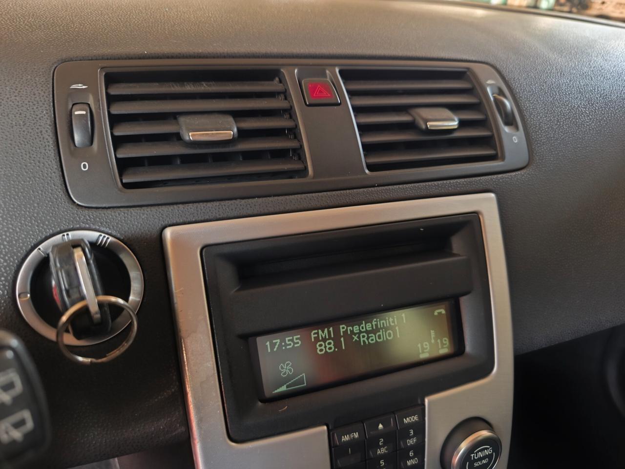 Volvo V50 D2 POLAR