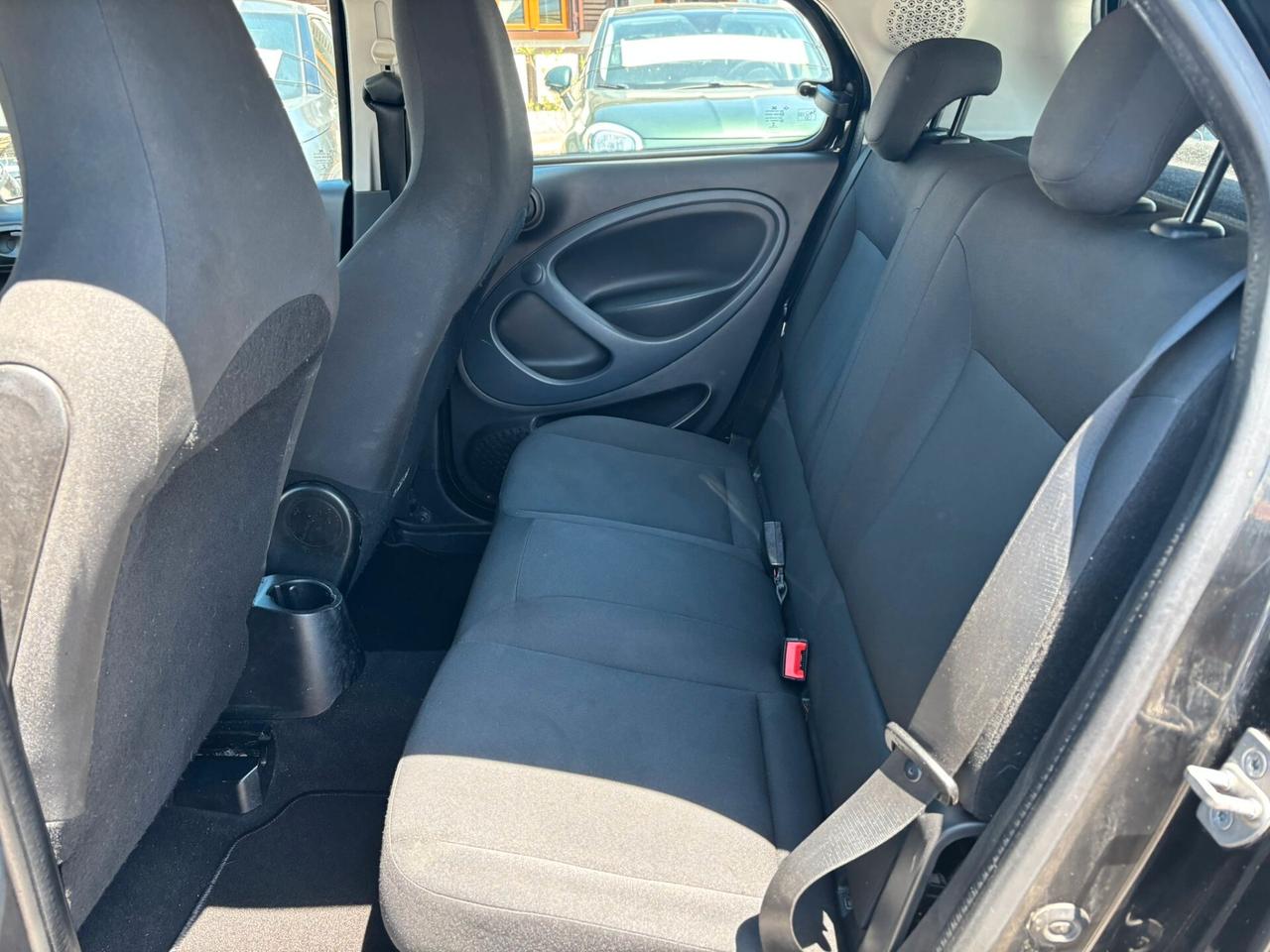 Smart ForFour 70 1.0 Youngster