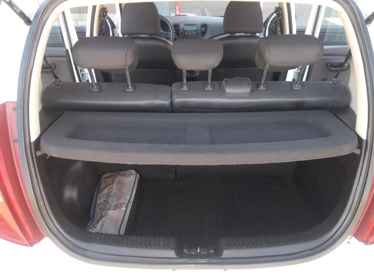 Hyundai i10 1.1 69cv 12V Sound Edition x neopatentati