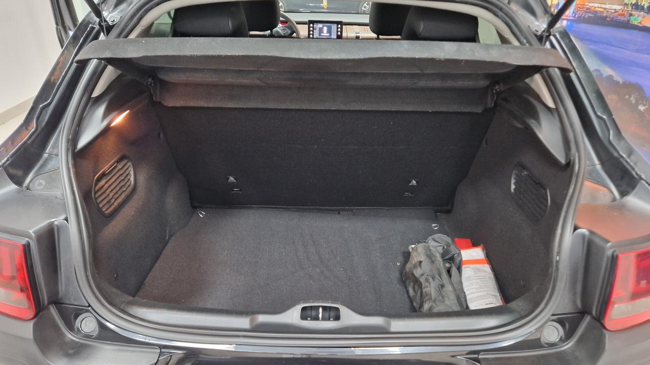 Citroen C4 Cactus BlueHDi 100 Shine