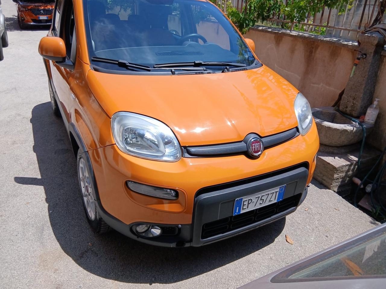 Fiat Panda 0.9 TwinAir Turbo Natural Power Trekking