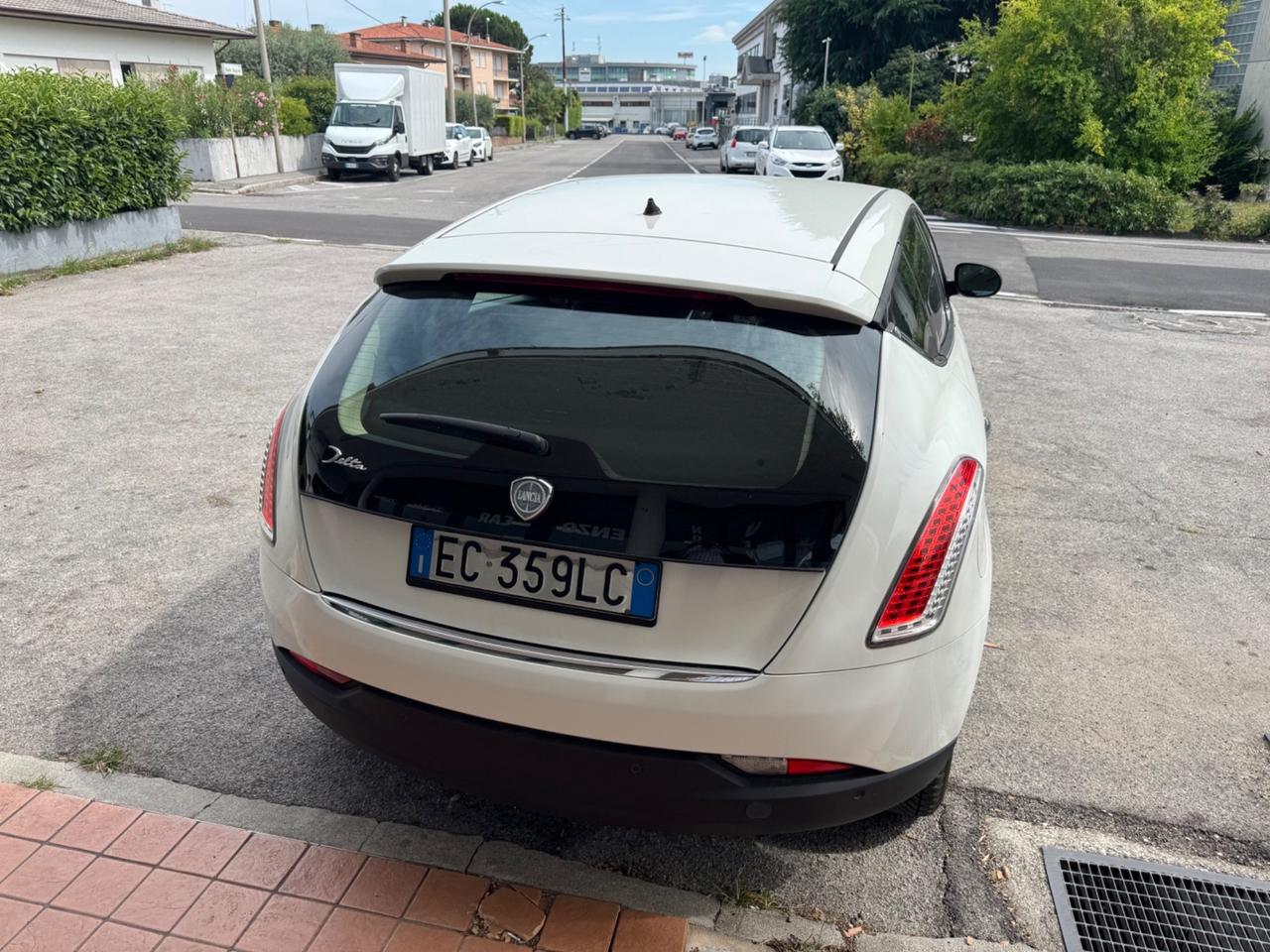 Lancia Delta 1.4 T-Jet 120 CV Silver Ecochic GPL