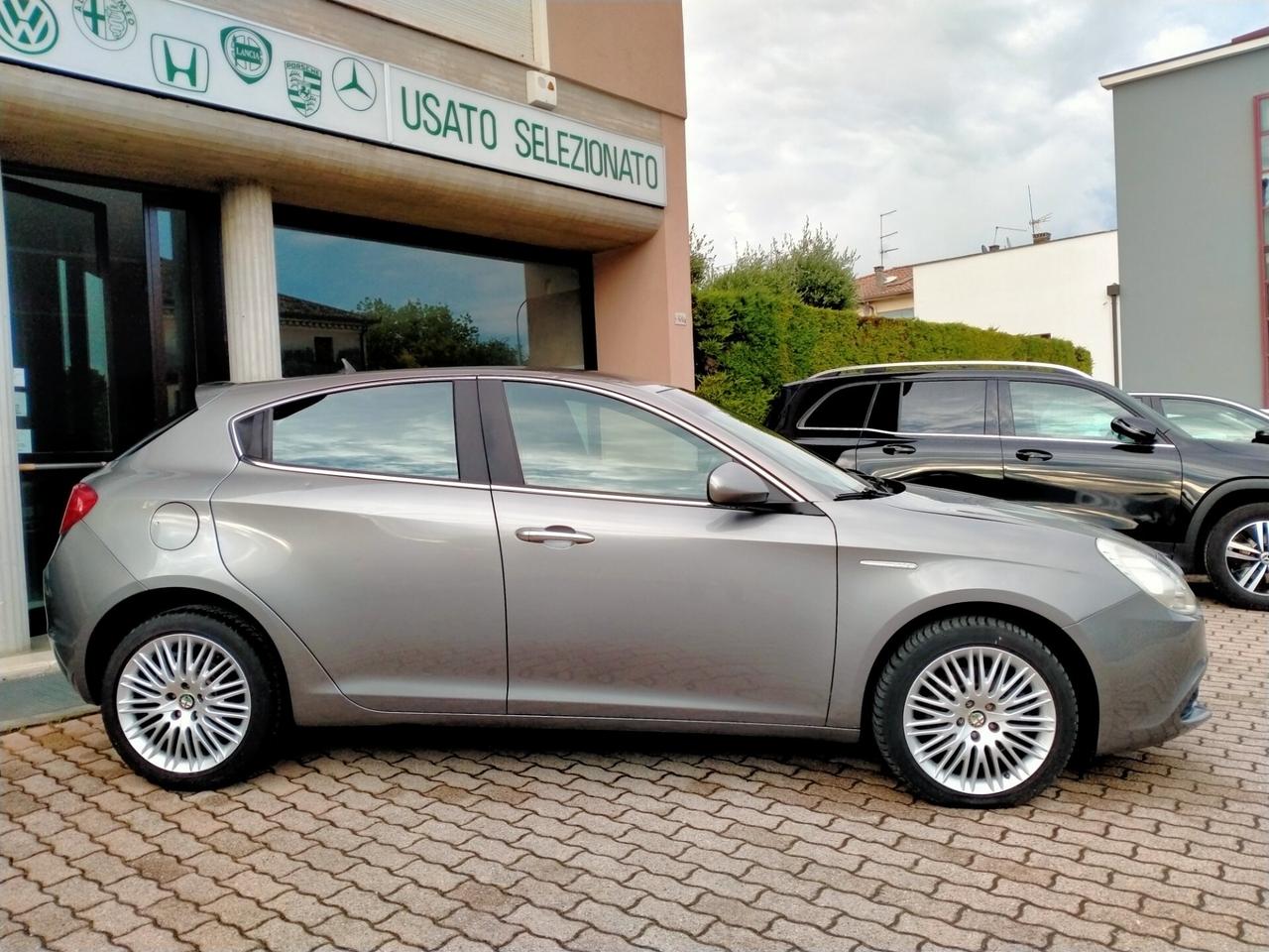 Alfa Romeo Giulietta 2.0 JTDM2 140CV E5A EXCLUSIVE - LEGGERE BENE DESCRIZIONE-