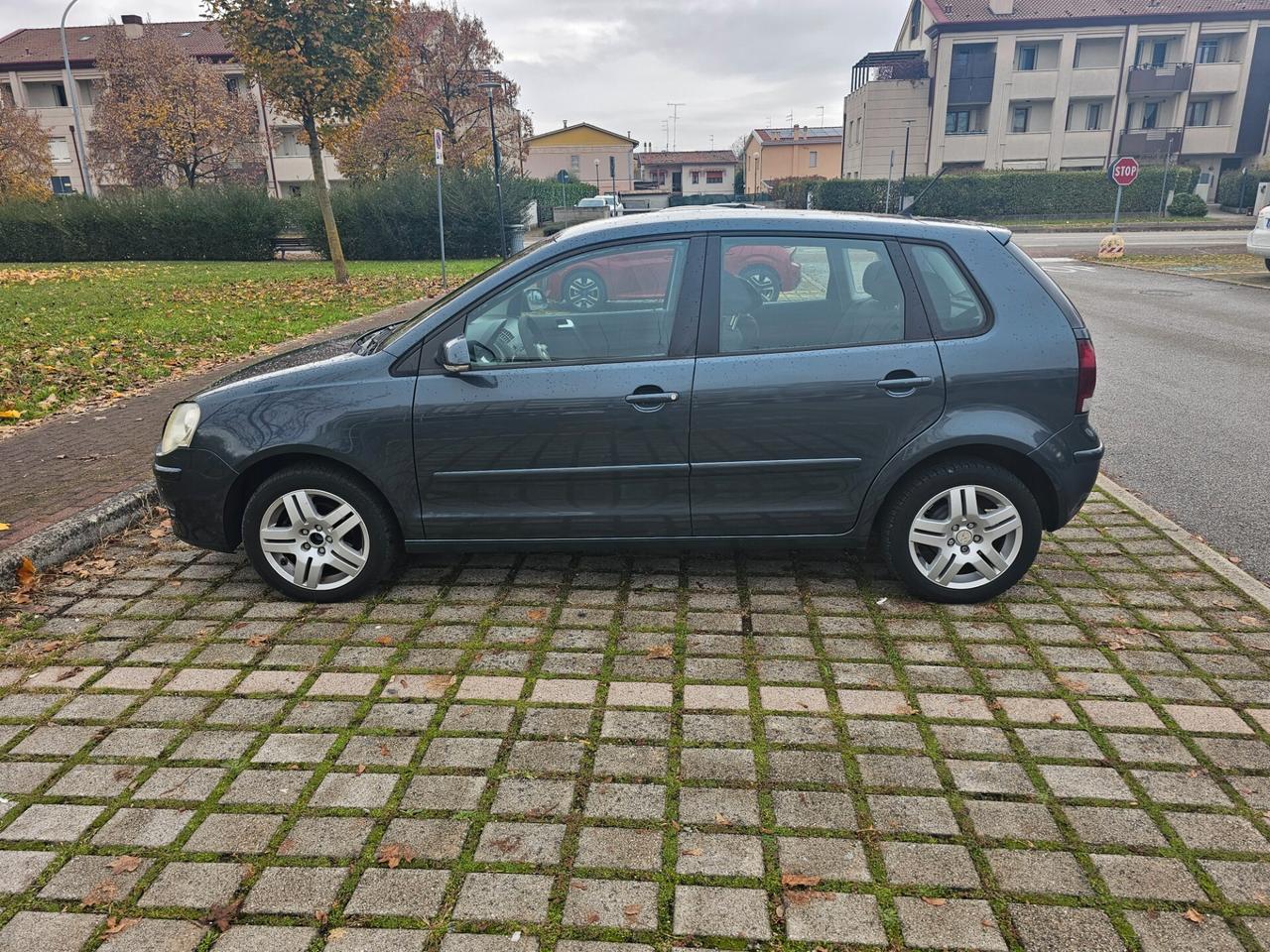 Volkswagen Polo 1.4/80CV 16V 5p. Comfortline