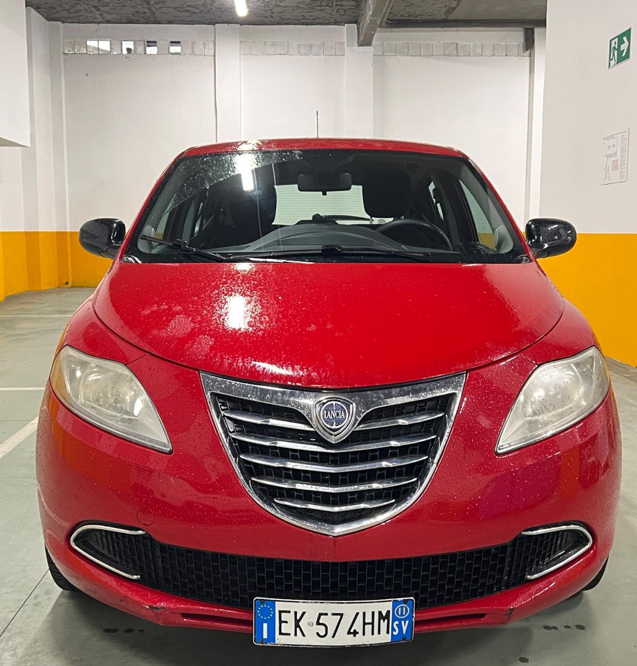 Lancia Ypsilon 1.2 69 CV 5 porte km 130.000 - 2011