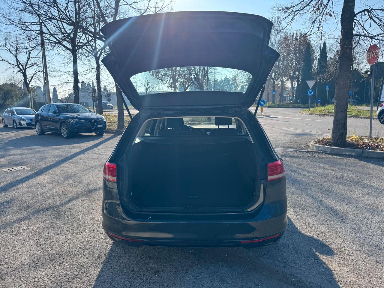 Volkswagen Passat Business 1.6 TDI Trendline BlueMotion Technology