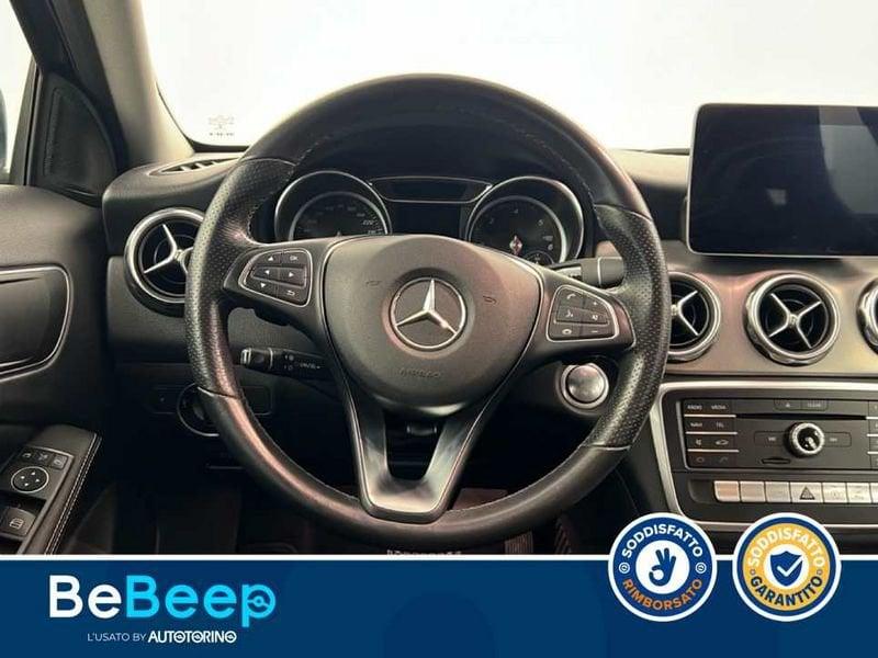 Mercedes-Benz GLA 200 D SPORT AUTO