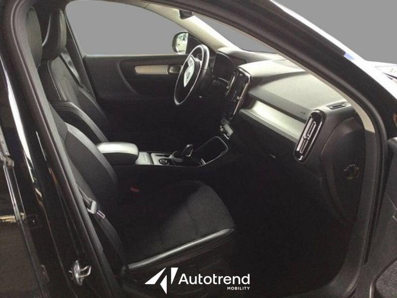 Volvo XC40 D3 150 CV AWD Automatica NAVI LED Business Plus