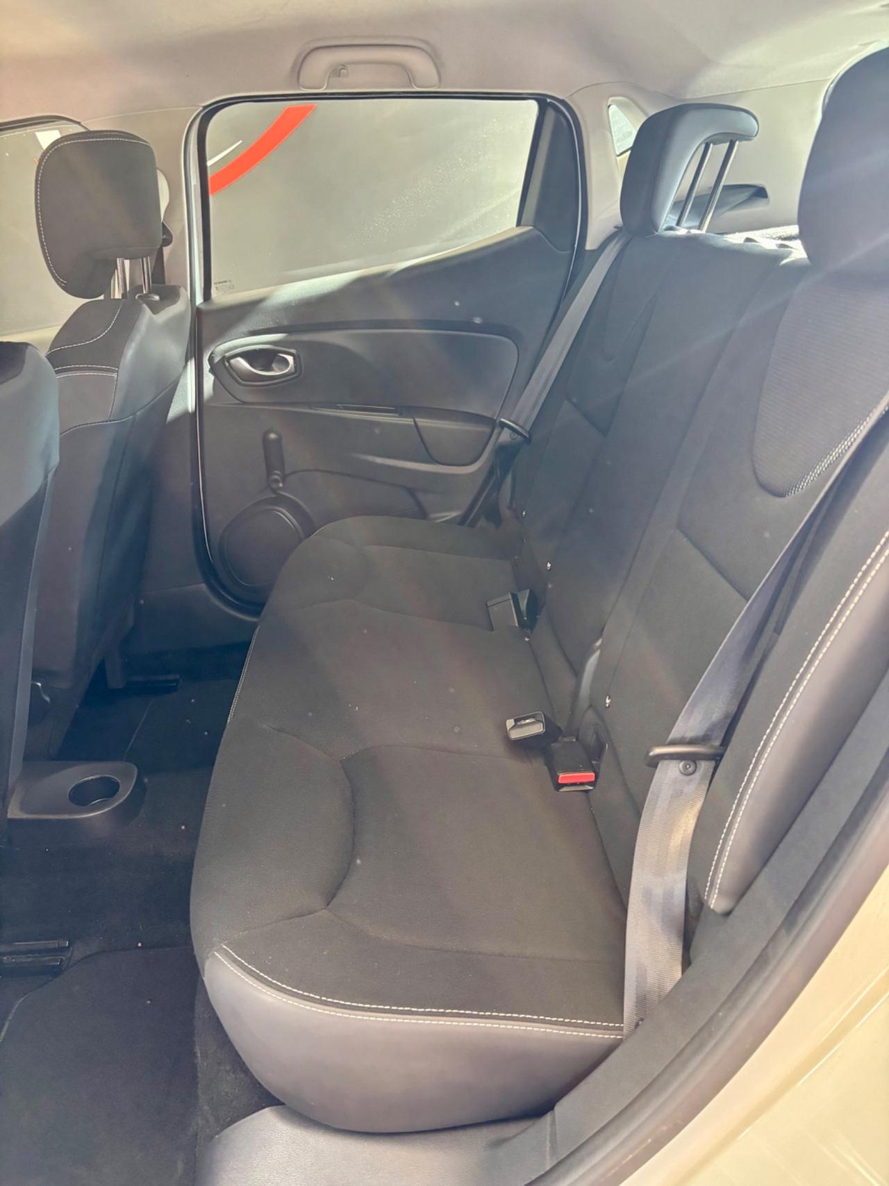 Renault Clio dCi 8V 75 CV Start&Stop 5 porte Energy Intens
