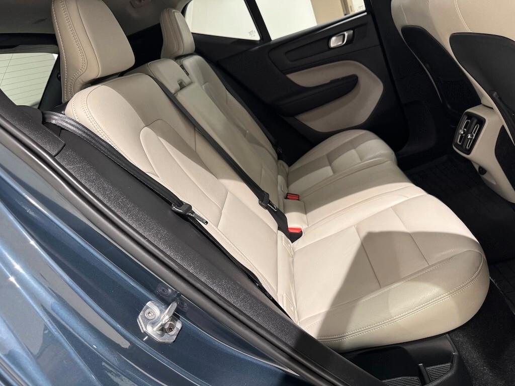 Volvo XC40 D4 AWD Geartronic Inscription