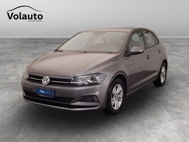VOLKSWAGEN Polo VI 2017 - Polo 5p 1.0 mpi Comfortline 75cv