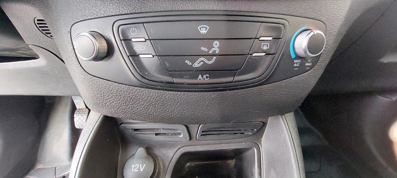 FORD TRANSIT COURIER 1,5 DIESEL 80 CV TELEFONO USB IMPECCABILE PREZZO COMPRESO IVA