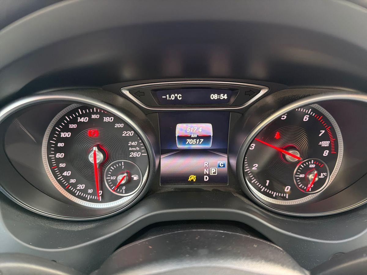 Mercedes-Benz GLA 180 Sport auto