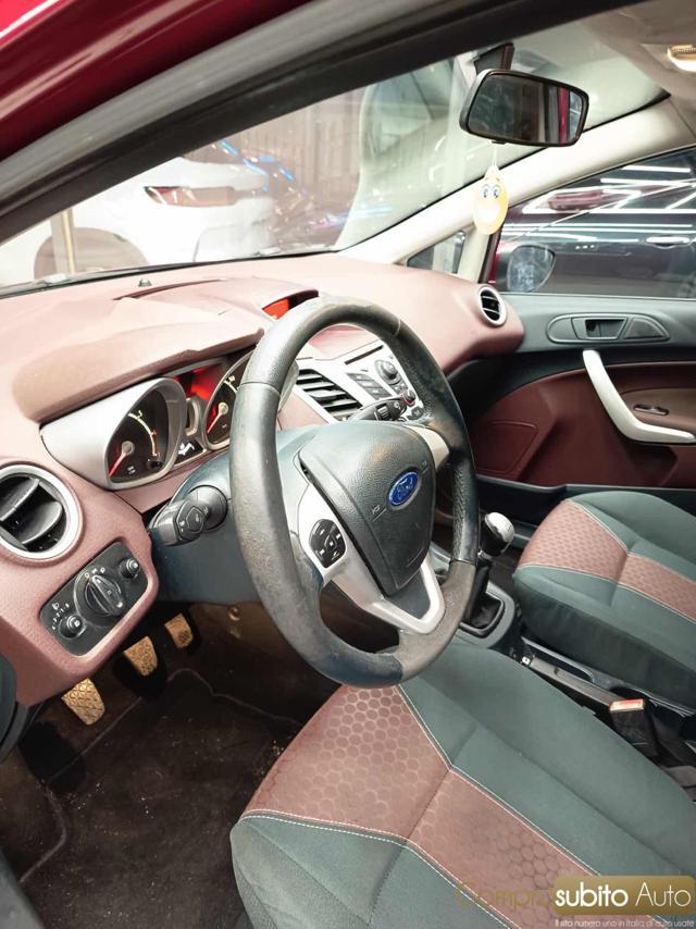 FORD Fiesta + 1.4 5 porte Bz.- GPL