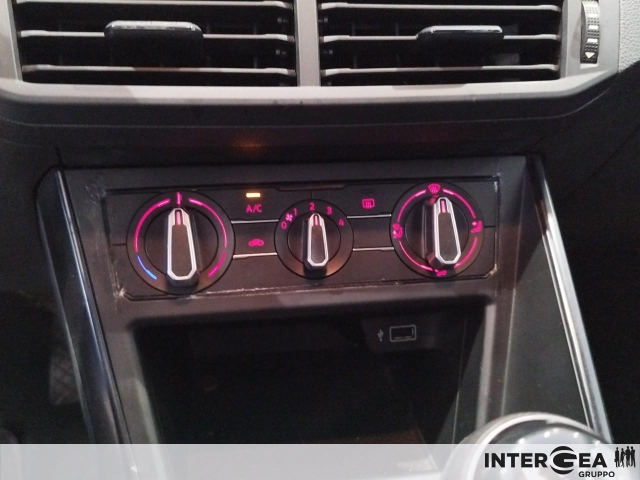 VOLKSWAGEN Polo 5p 1.6 tdi Trendline 80cv