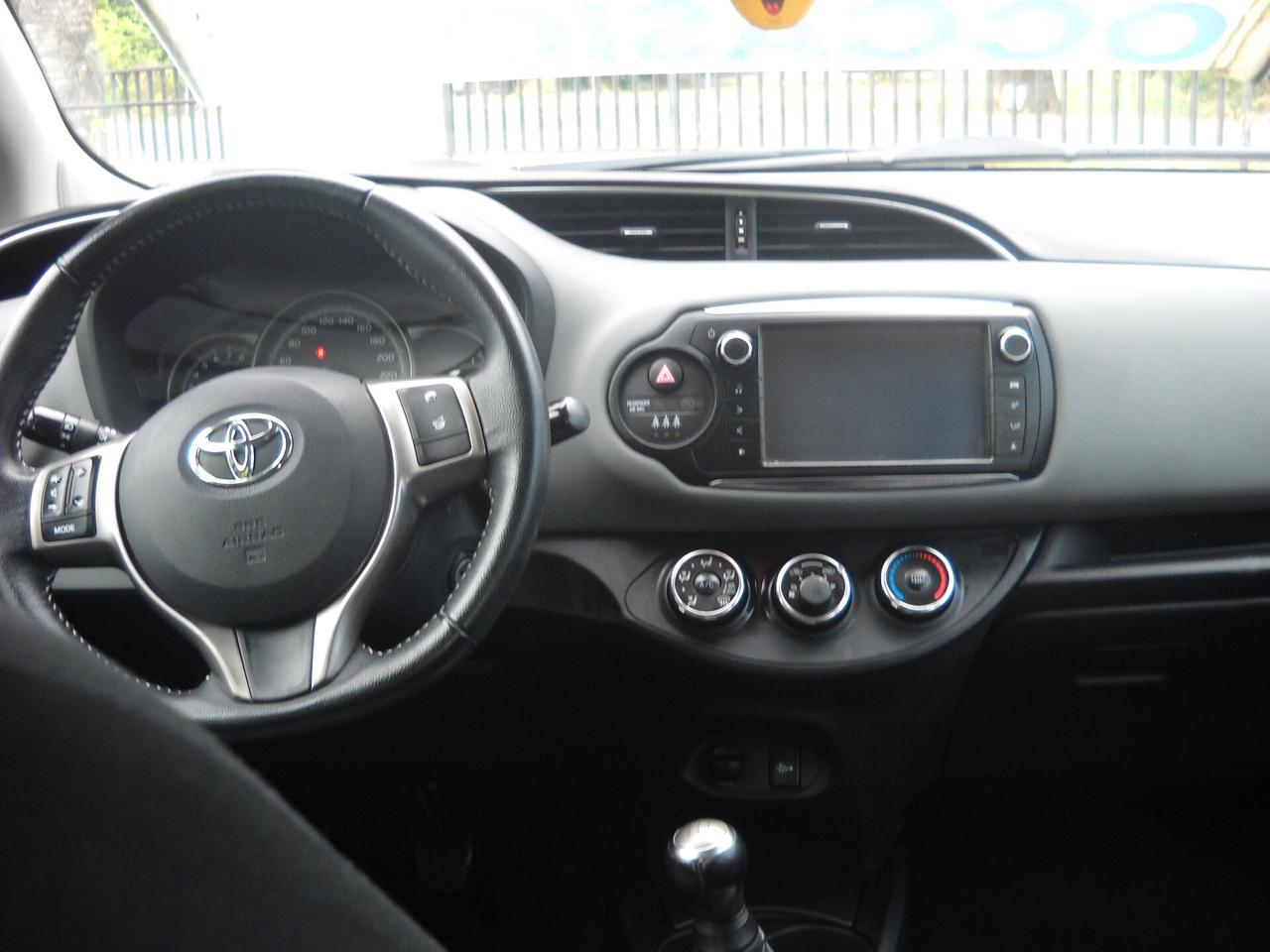 Toyota Yaris 1.0 5 porte