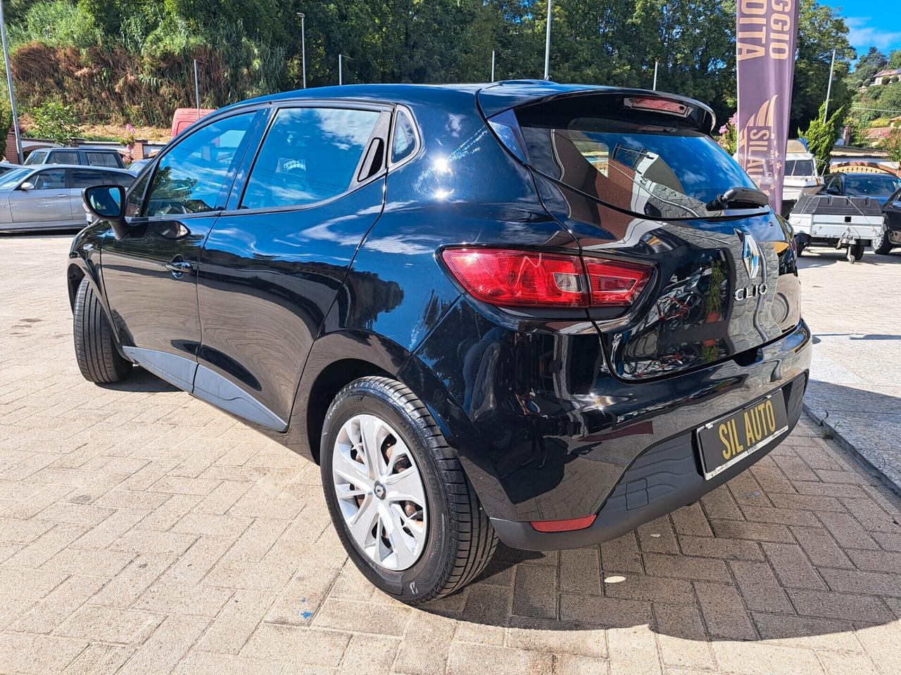 Renault Clio 75 CV /NEOPATENTATI/EURO 6