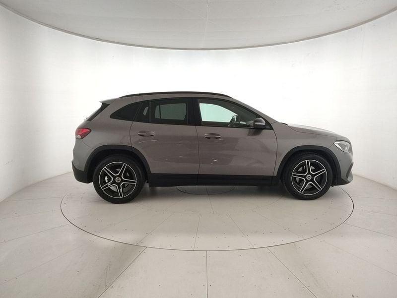 Mercedes-Benz GLA 200 d Premium auto