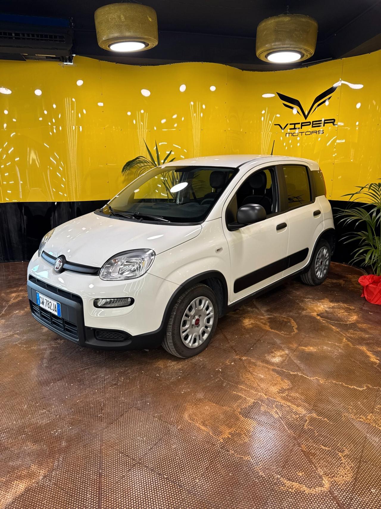 Fiat Panda 1.0 Hybrid Van 4 posti PERMUTA