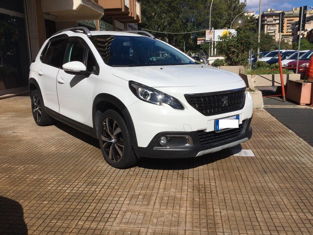 Peugeot 2008 BlueHDi 100 S&S Allure