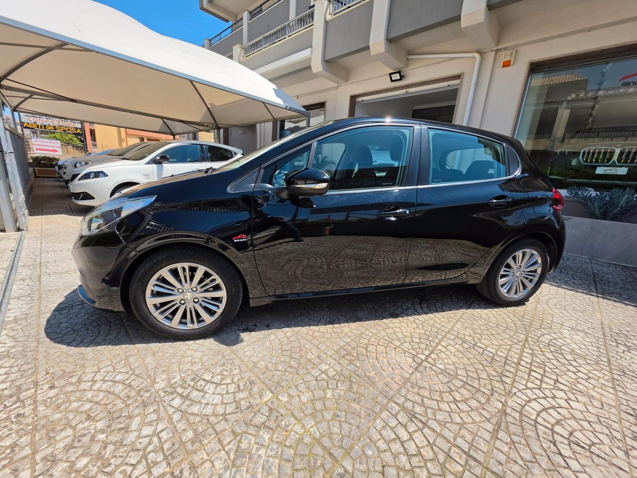 Peugeot 208 PureTech 82 Stop&Start 5 porte Allure