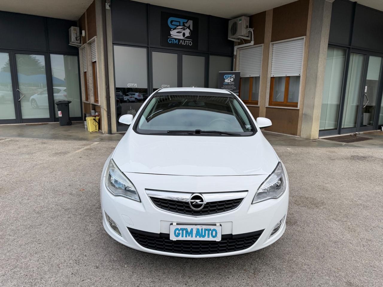 Opel Astra 1.4 100CV 5 porte Elective
