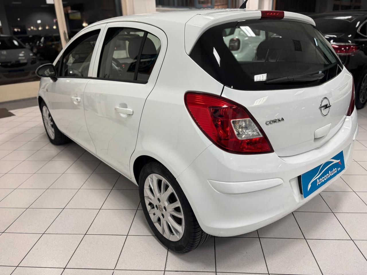 Opel Corsa 1.2B X NEOPATENTATI 2009