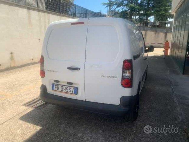 Peugeot Partner Furgone Pro BlueHDi L1