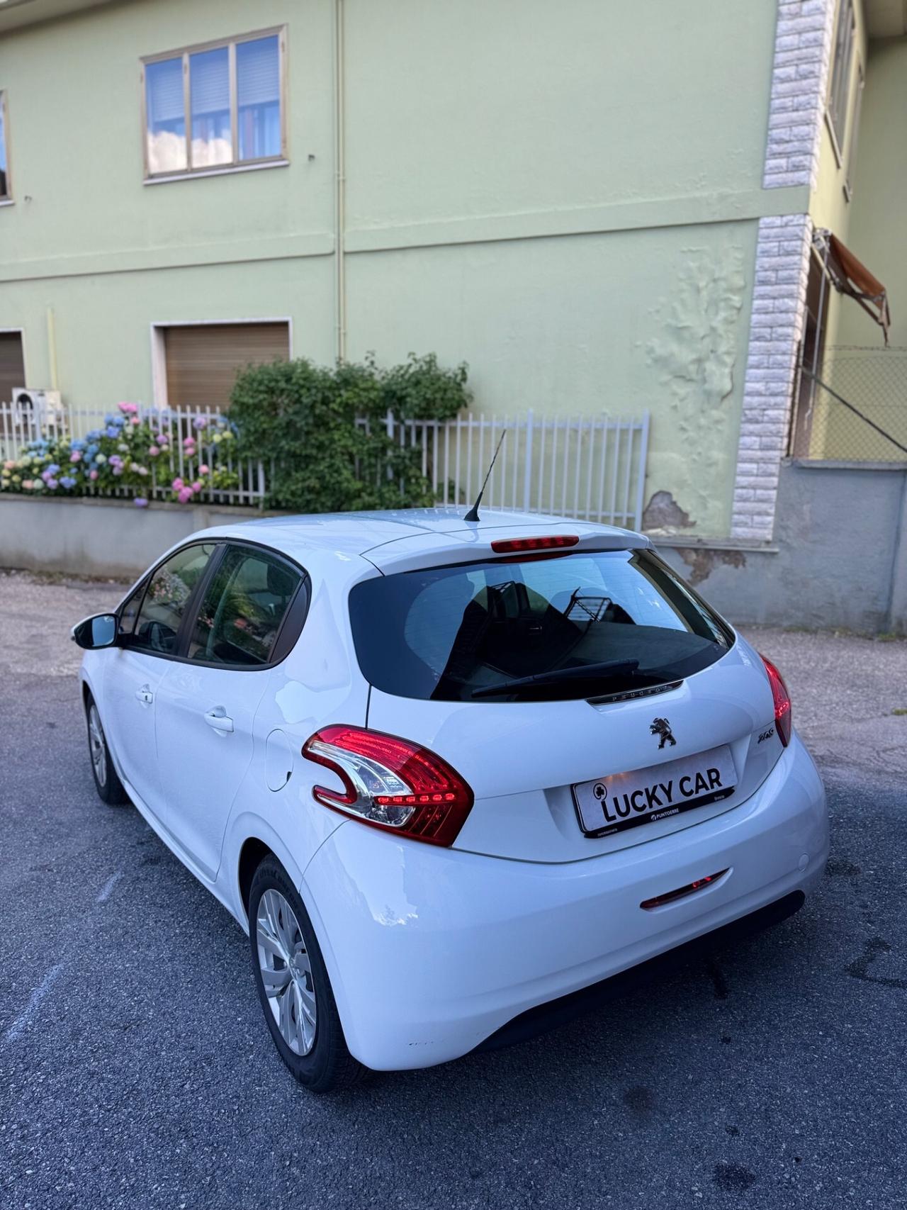 Peugeot 208 1.4 HDi 68 CV 3 porte Active