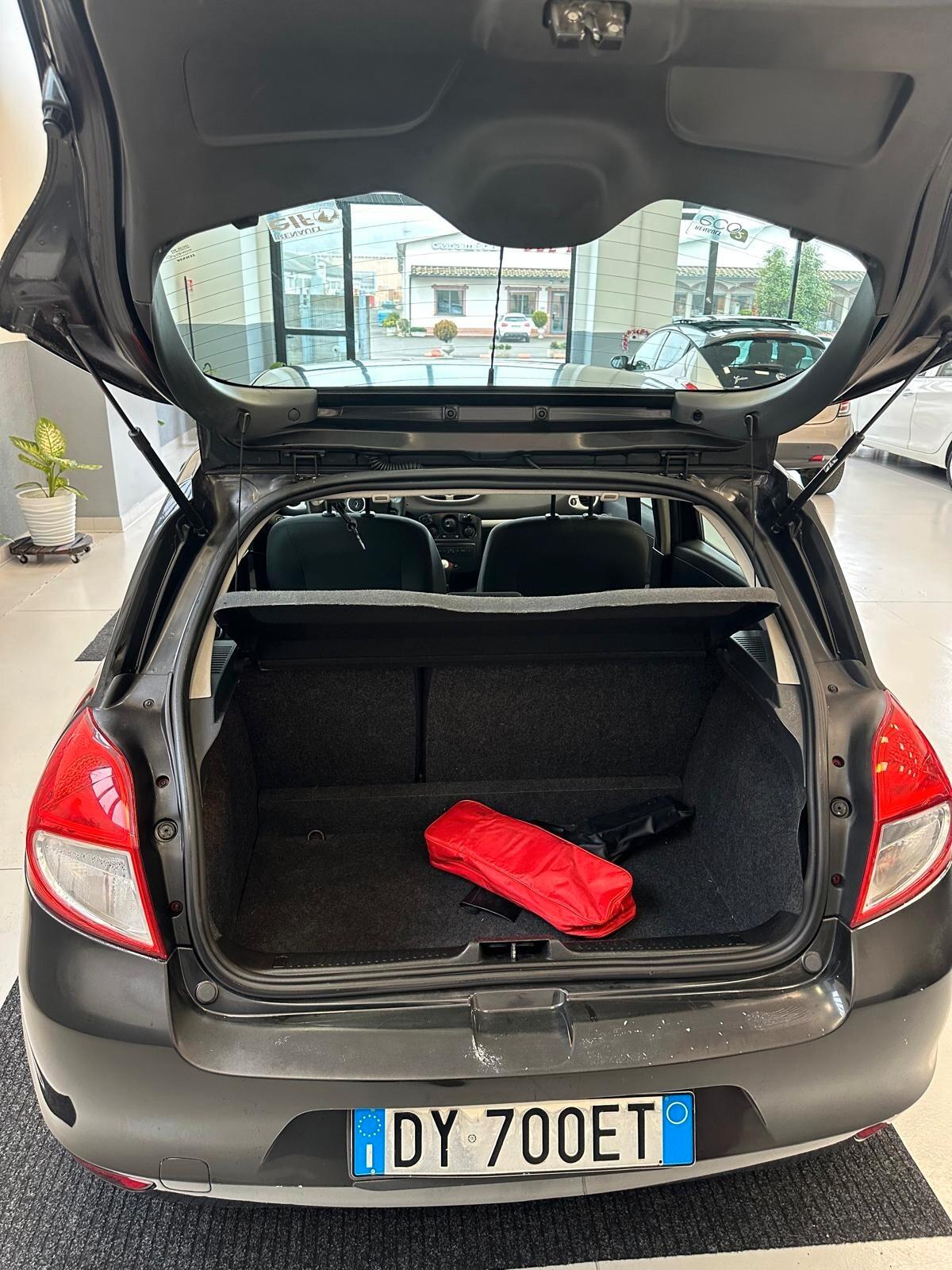 Renault Clio 1.2 16V 5 porte GPL Dynamique