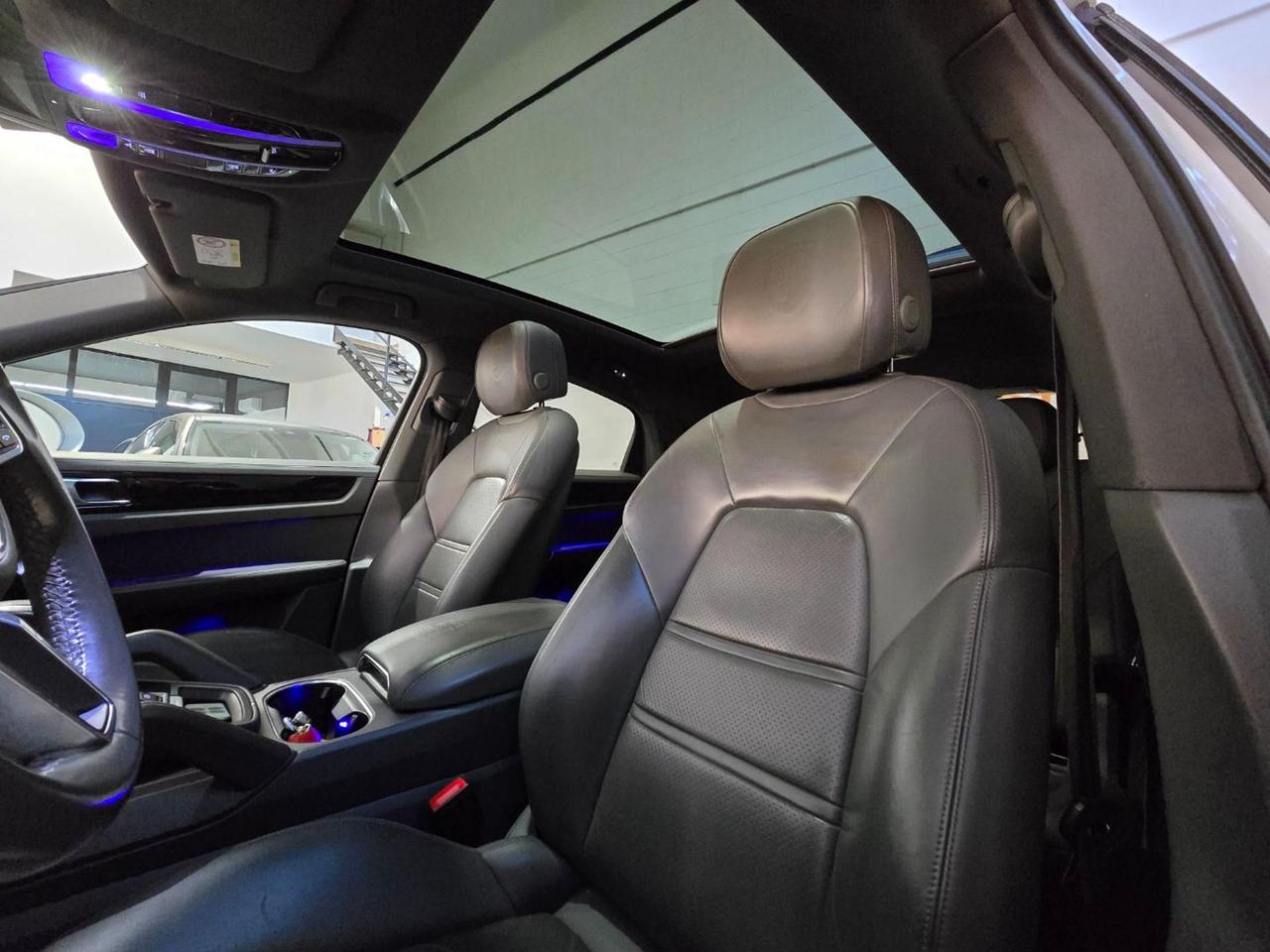 PORSCHE Cayenne Coupé 3.0 V6