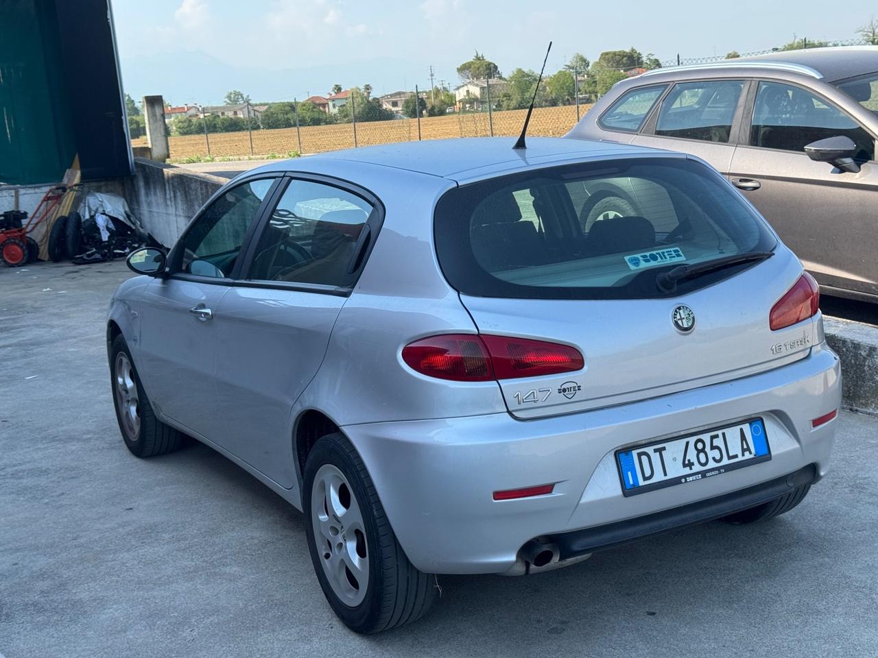 Alfa Romeo 147 1.6 16V Benzina 105 Cv 5p neopatentati