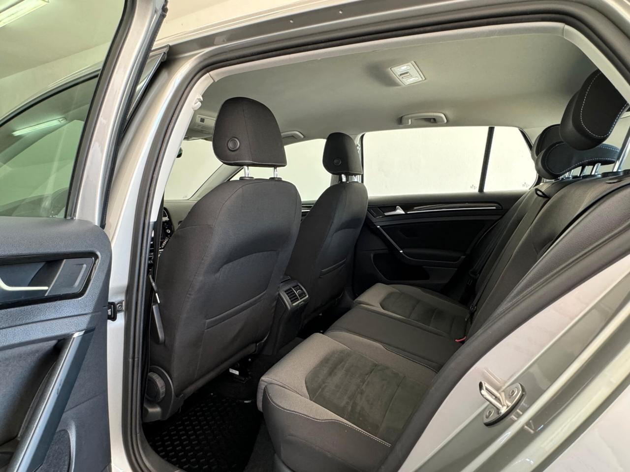 Volkswagen Golf 1.6 TDI 115 CV 5p. Executive BlueMotion Technology