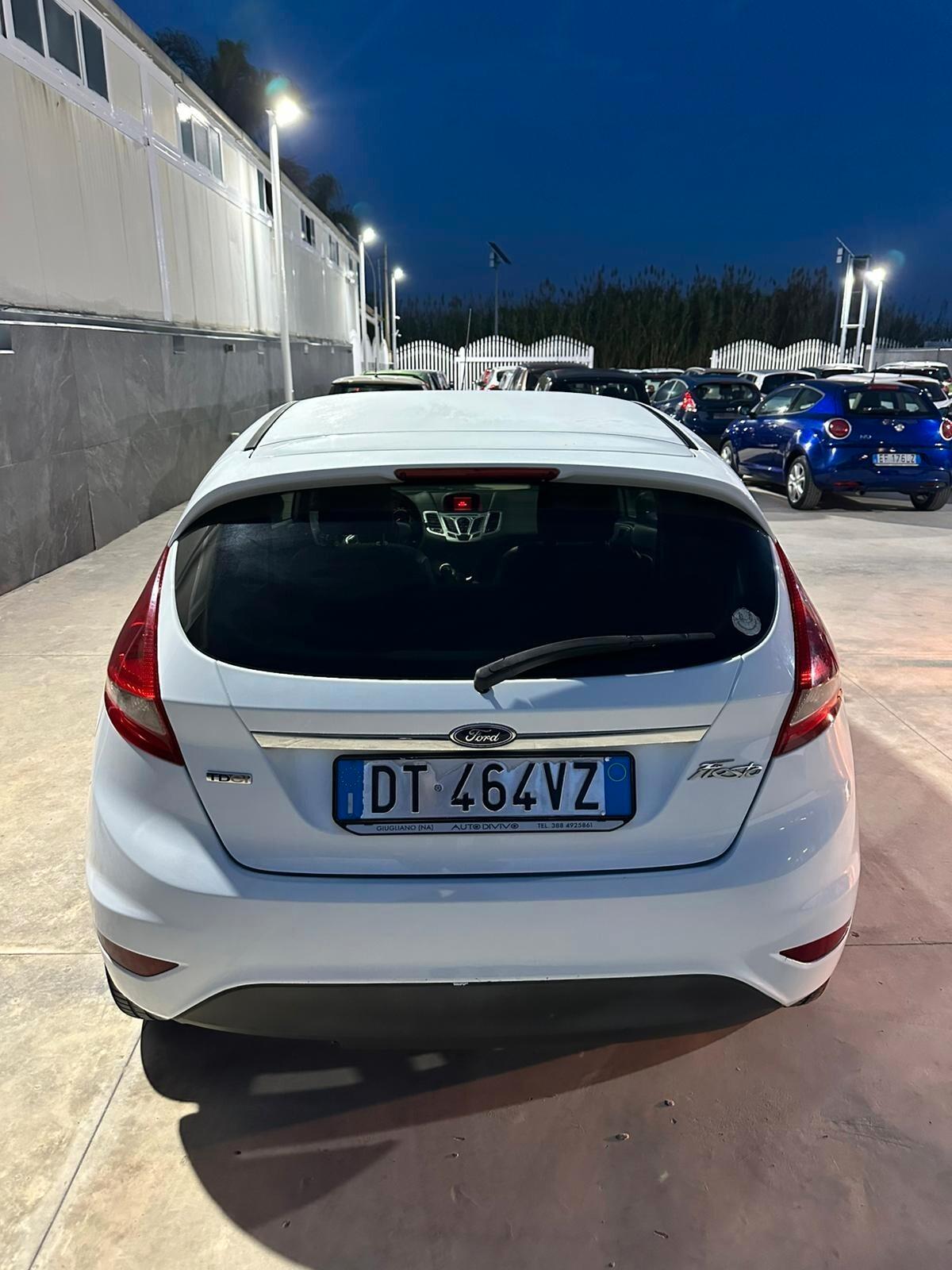 Ford Fiesta 1.4 TDCi 68CV 3 porte Titanium